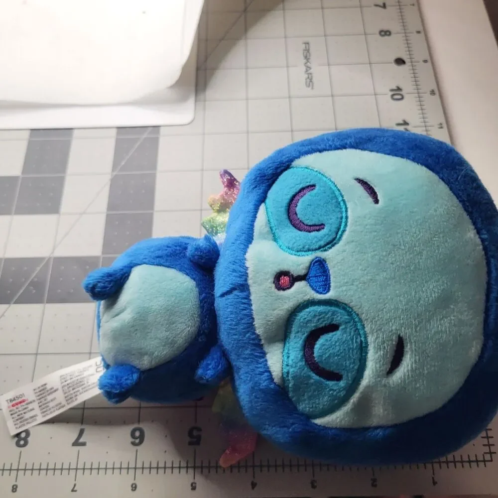 GUND Drops Carla Claws 6